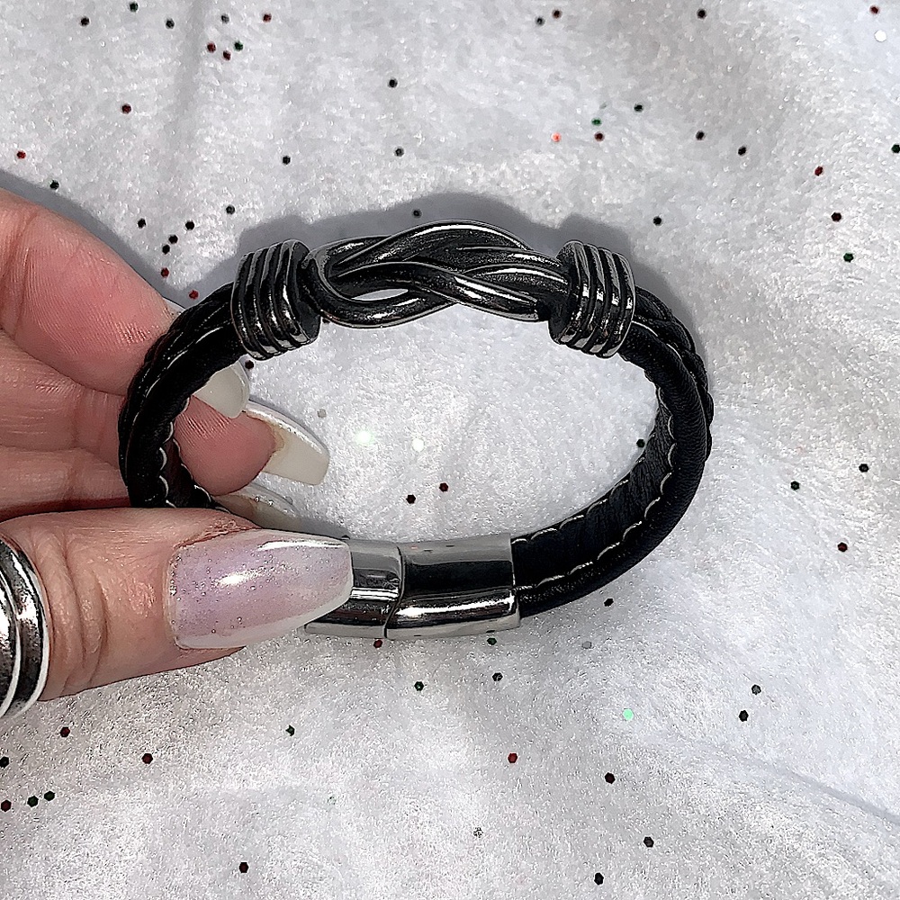 Genuine Braided Leather Bangle/Cuff Bracelet… Unisex (Men’s or Women’s)